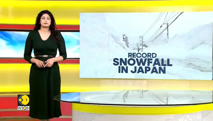 Japan Blanketed in White After Record Snowfall | Record-breaking Snow Buries Streets, Cars