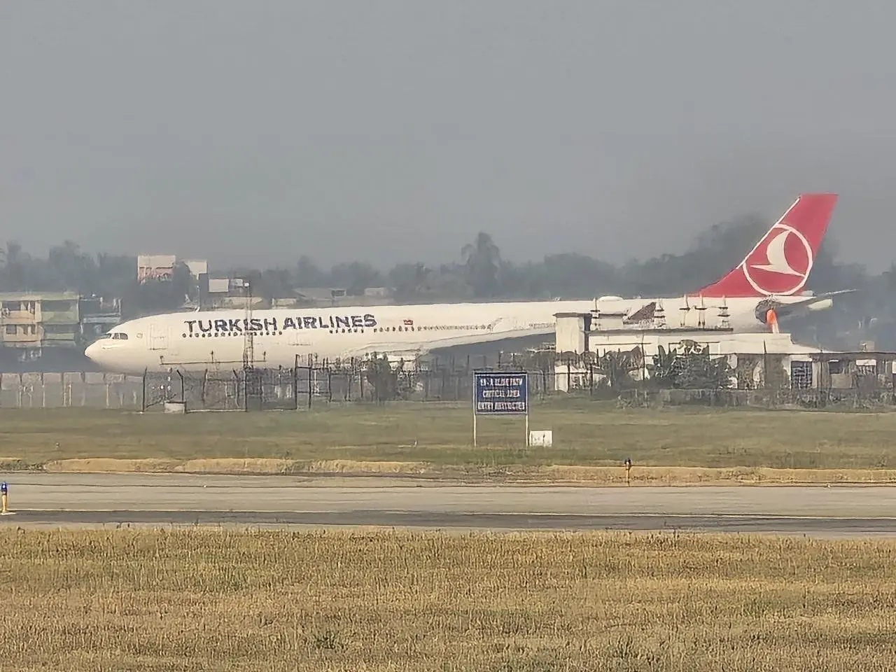 Kathmandu–Istanbul Turkish airlines flight makes emergency landing in Kolkata after mid-air engine fire