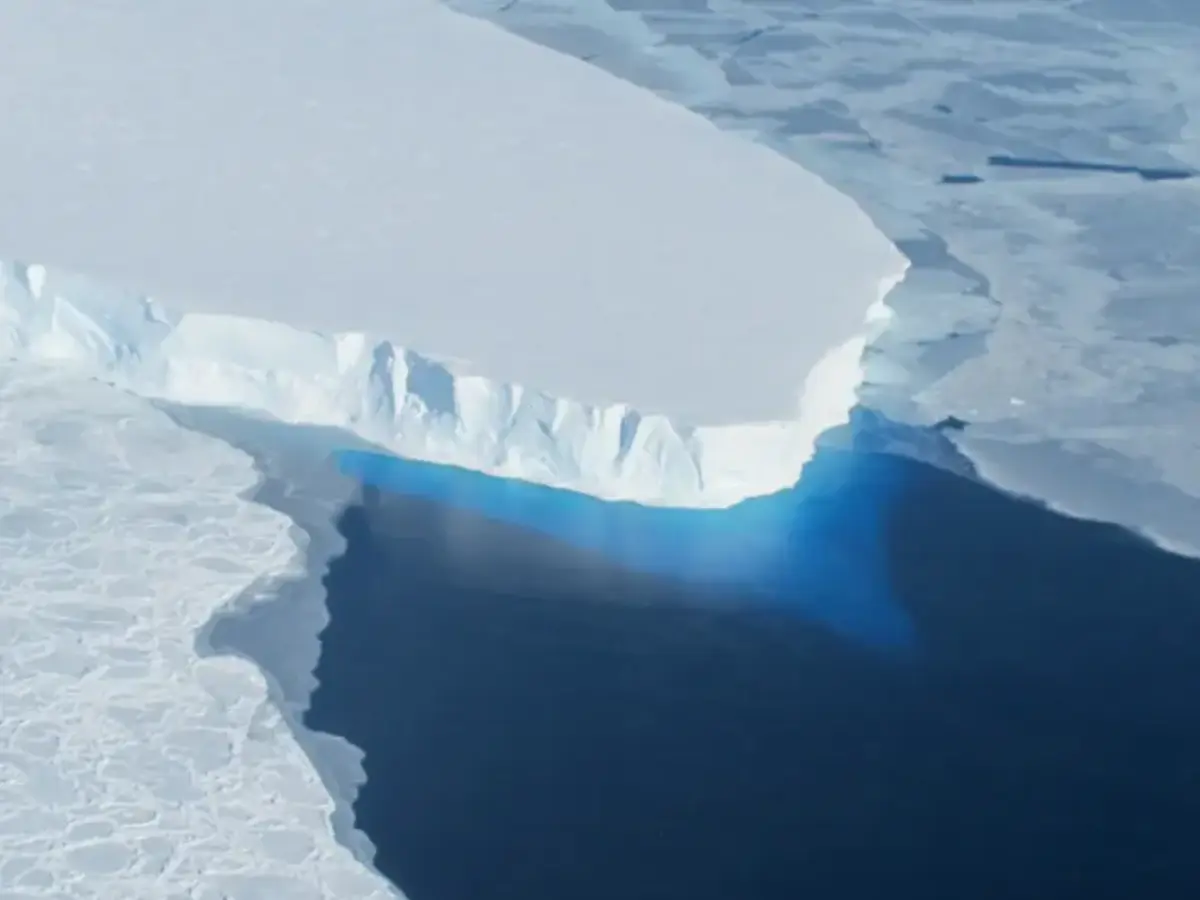 Scientists drilled 3,300 feet deep into Doomsday Glacier. It wasn't enough Scientists drilled 3,300 feet deep into Doomsday Glacier. It wasn't enough