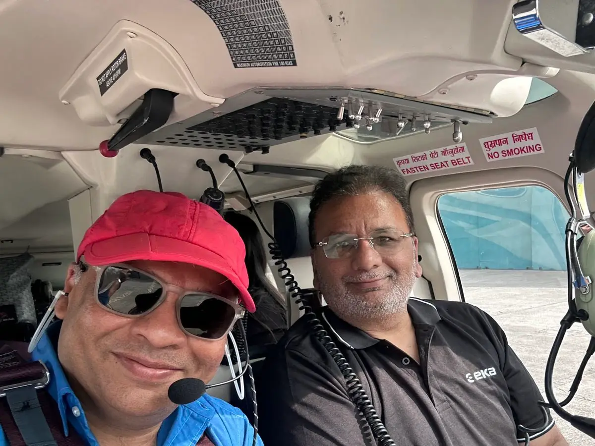 Stuck for 8 hours in traffic, Industrialist takes helicopter amid Mumbai–Pune Expressway jam; video goes viral Stuck for 8 hours in traffic, Industrialist takes helicopter amid Mumbai–Pune Expressway jam; video goes viral