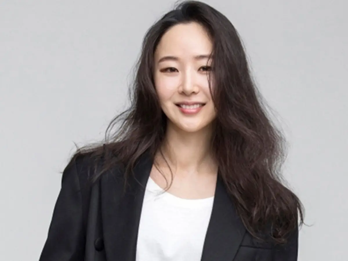 Former ADOR CEO Min Hee Jin’s new agency signals official launch, hints at new boy group