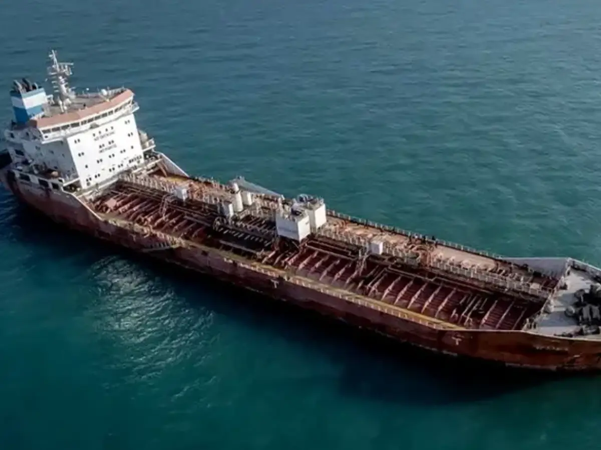 IRGC seize 2 oil tankers with foreign crew for 'smuggling fuel’