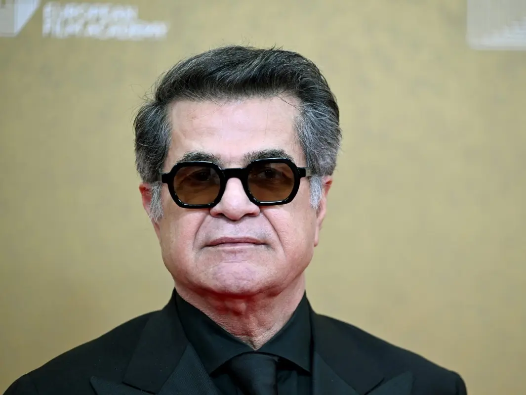 Iran filmmaker Jafar Panahi fears Iranians' interests will be 'sacrificed' in US talks