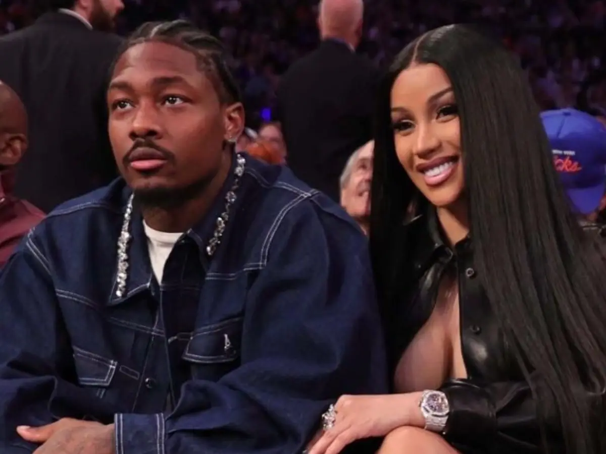 All well between Cardi B-Stefon Diggs? Duo spark breakup rumours after unfollowing each other post Super Bowl All well between Cardi B-Stefon Diggs? Duo spark breakup rumours after unfollowing each other post Super Bowl
