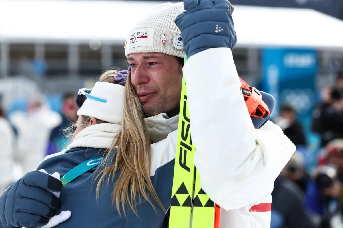 Romantic or weird? Netizens can't believe this Olympian confessed to being unfaithful on live TV