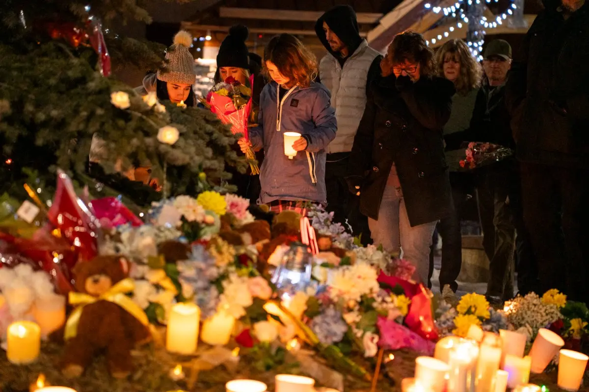 Candlelight vigil for victims of Tumbler Ridge school shooting