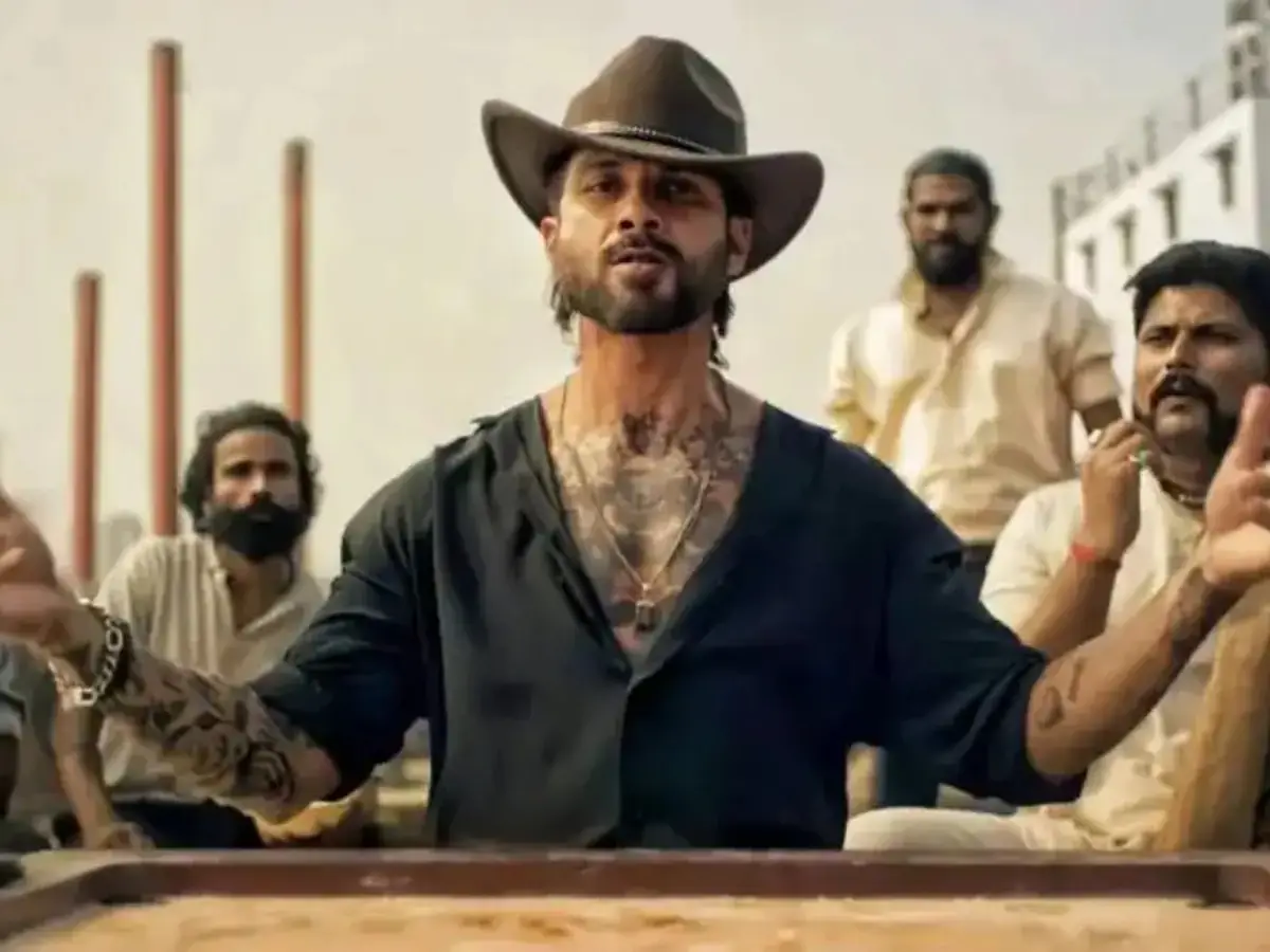 O'Romeo box office collection day 1: Shahid Kapoor starrer opens on slow note, mints THIS much O'Romeo box office collection day 1: Shahid Kapoor starrer opens on slow note, mints THIS much