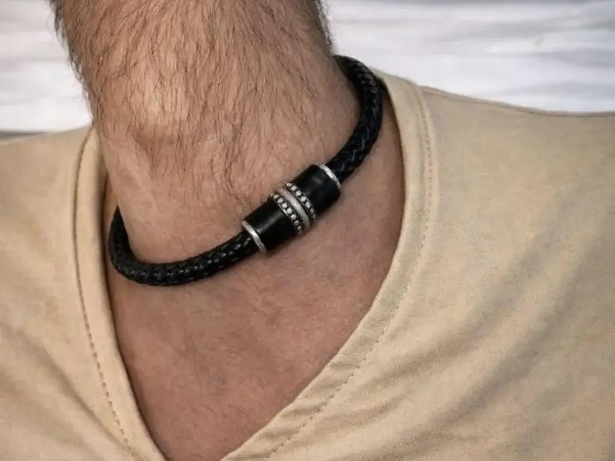 This optical illusion of a male body part has stumped everyone, and the trickery doesn't end This optical illusion of a male body part has stumped everyone, and the trickery doesn't end