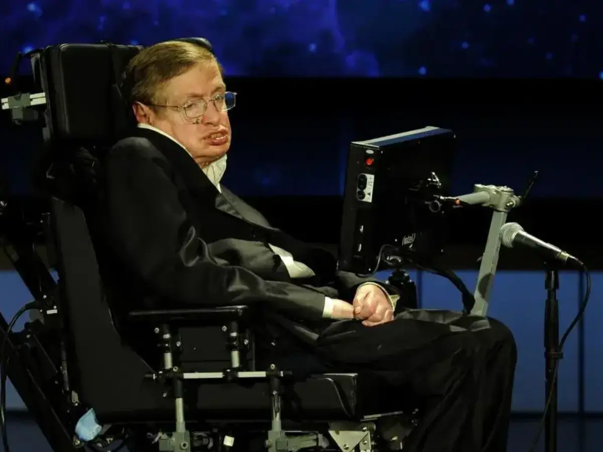 Stephen Hawking photographed with bikini-clad women in new Epstein Files | PHOTO Stephen Hawking photographed with bikini-clad women in new Epstein Files | PHOTO