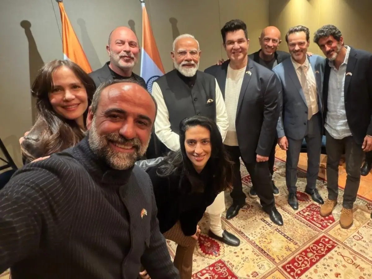 PM Narendra Modi meets the cast of Fauda during his visit to Israel | See pic PM Narendra Modi meets the cast of Fauda during his visit to Israel | See pic