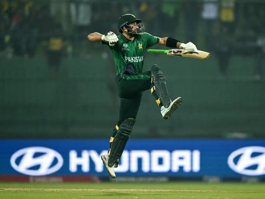 T20 World Cup: Pakistan win battle, but lose war to New Zealand as Men in Green miss out on semis despite SL win