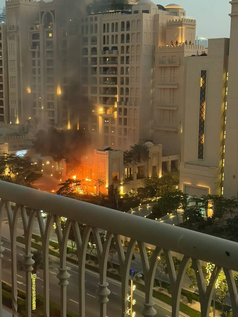 Panic buying hits Dubai, Burj Khalifa evacuated as UAE assures ample supplies amid Iran–US tensions