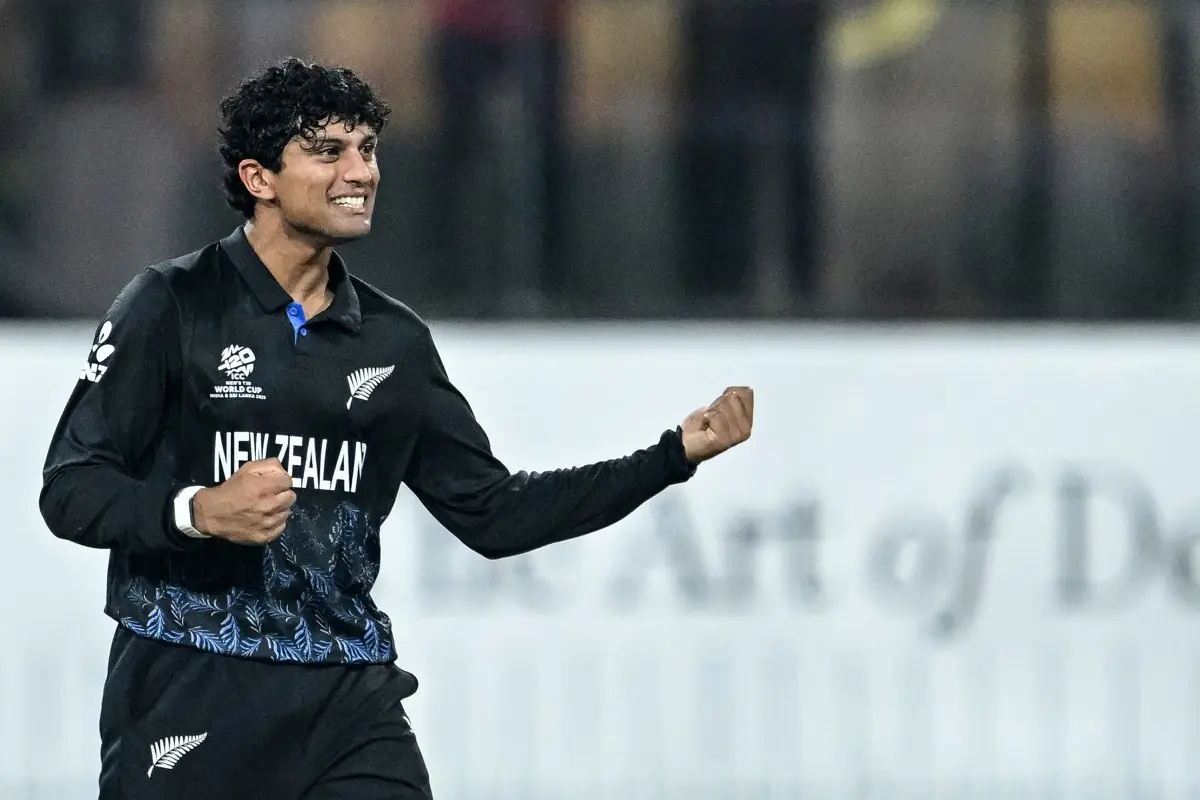 Rachin Ravindra (New Zealand) - 7 wickets