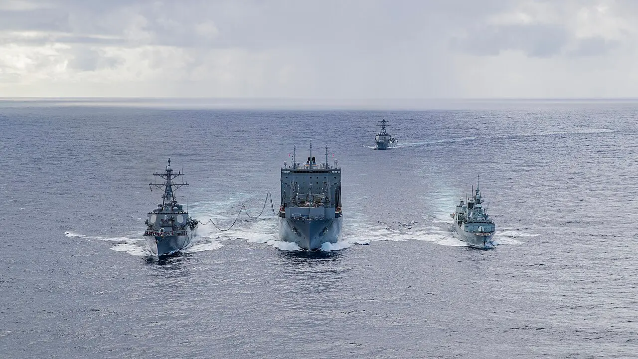 Refuelling Ships