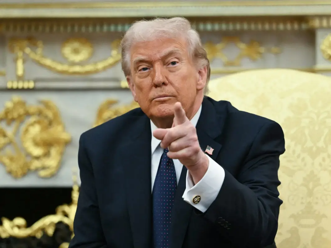 Trump orders 4,500 US troops to West Asia amid Strait of Hormuz crisis as Iran ultimatum looms Trump orders 4,500 US troops to West Asia amid Strait of Hormuz crisis as Iran ultimatum looms
