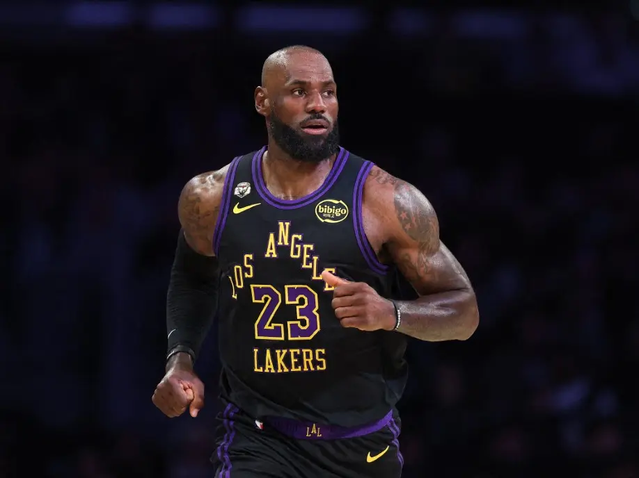 LeBron James sets NBA record for most field goals, surpassing Kareem Abdul-Jabbar LeBron James sets NBA record for most field goals, surpassing Kareem Abdul-Jabbar
