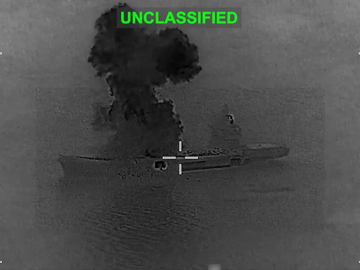 ‘Mission to sink entire Iranian Navy’: CENTCOM video shows how US struck WWII-sized aircraft carrier – WATCH ‘Mission to sink entire Iranian Navy’: CENTCOM video shows how US struck WWII-sized aircraft carrier – WATCH