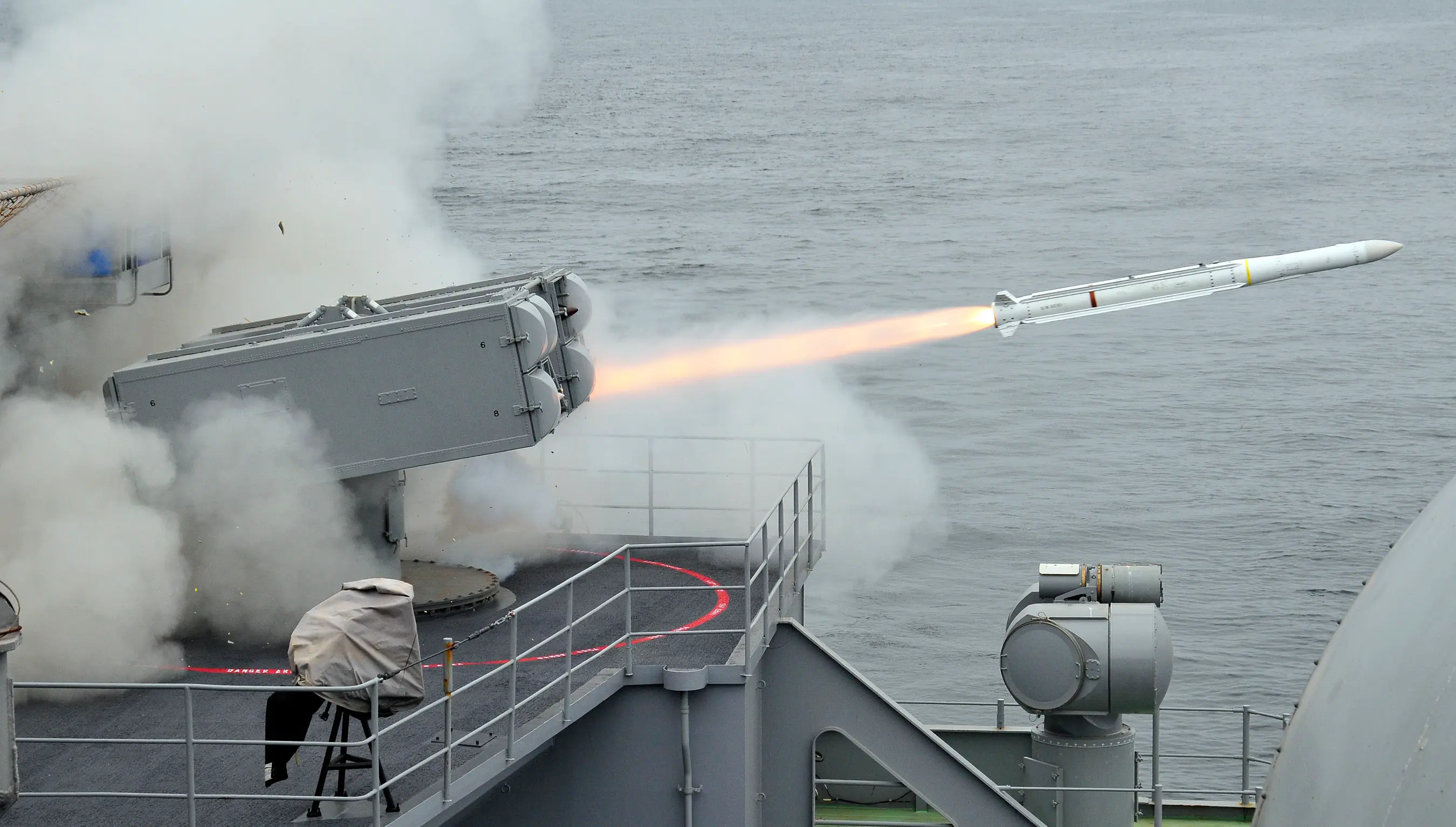 'Missile launchers, cannons & interceptors’: Inside the deadly defensive shield of USS George H.W. Bush