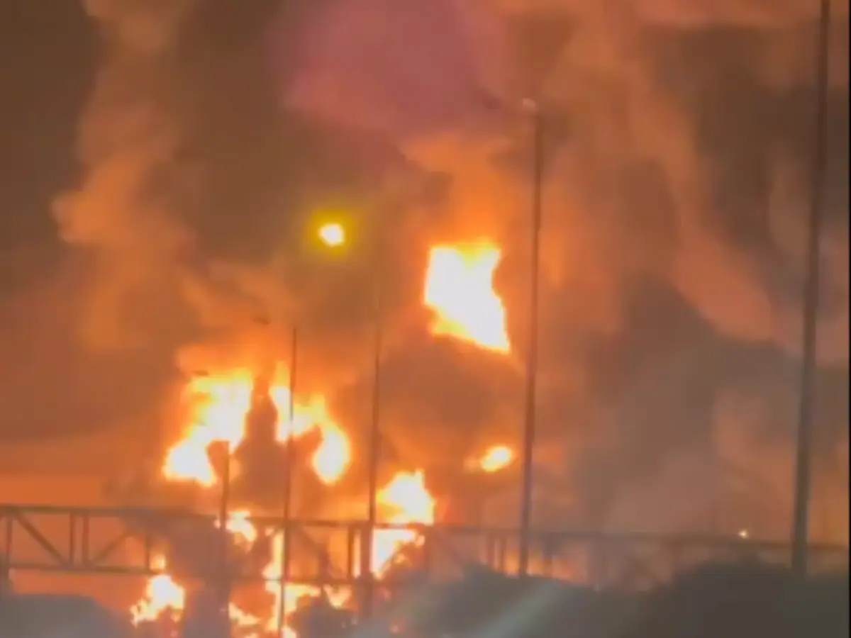 How oil depot fires created acid rain in Iran
