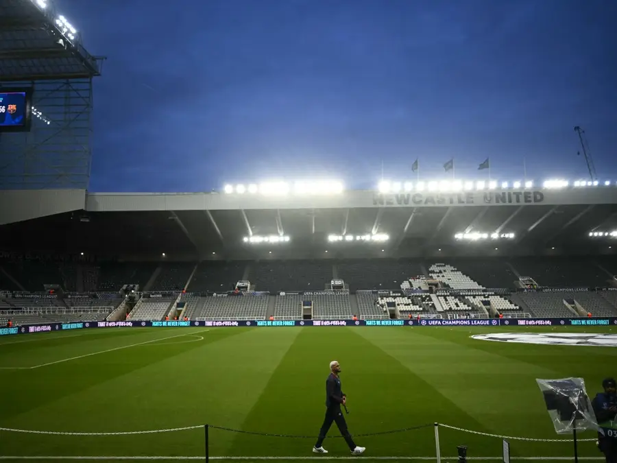 Champions League | A fan thought he was at St James' Park to watch Barcelona vs Newcastle. He was off 600 km
