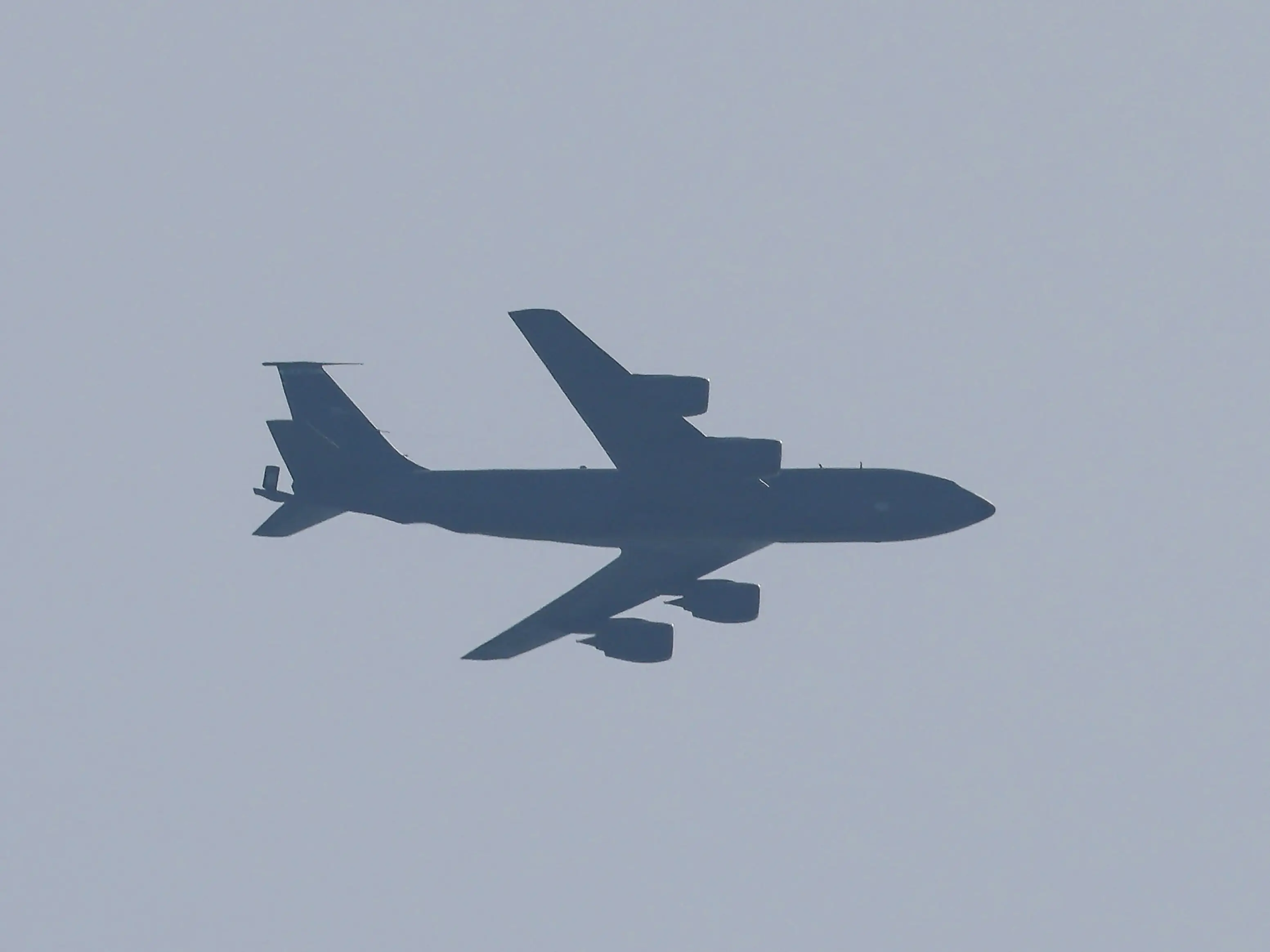 US KC-135 Stratotanker crashes near Iraq-Jordan border during operation Epic Fury; rescue mission underway US KC-135 Stratotanker crashes near Iraq-Jordan border during operation Epic Fury; rescue mission underway