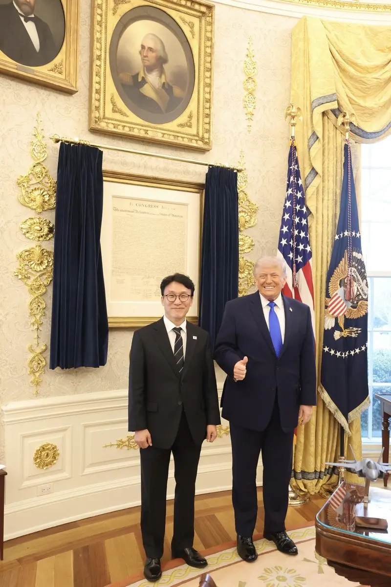Trump and South Korean PM discuss $350 billion investment deal, tariffs, and North Korea
