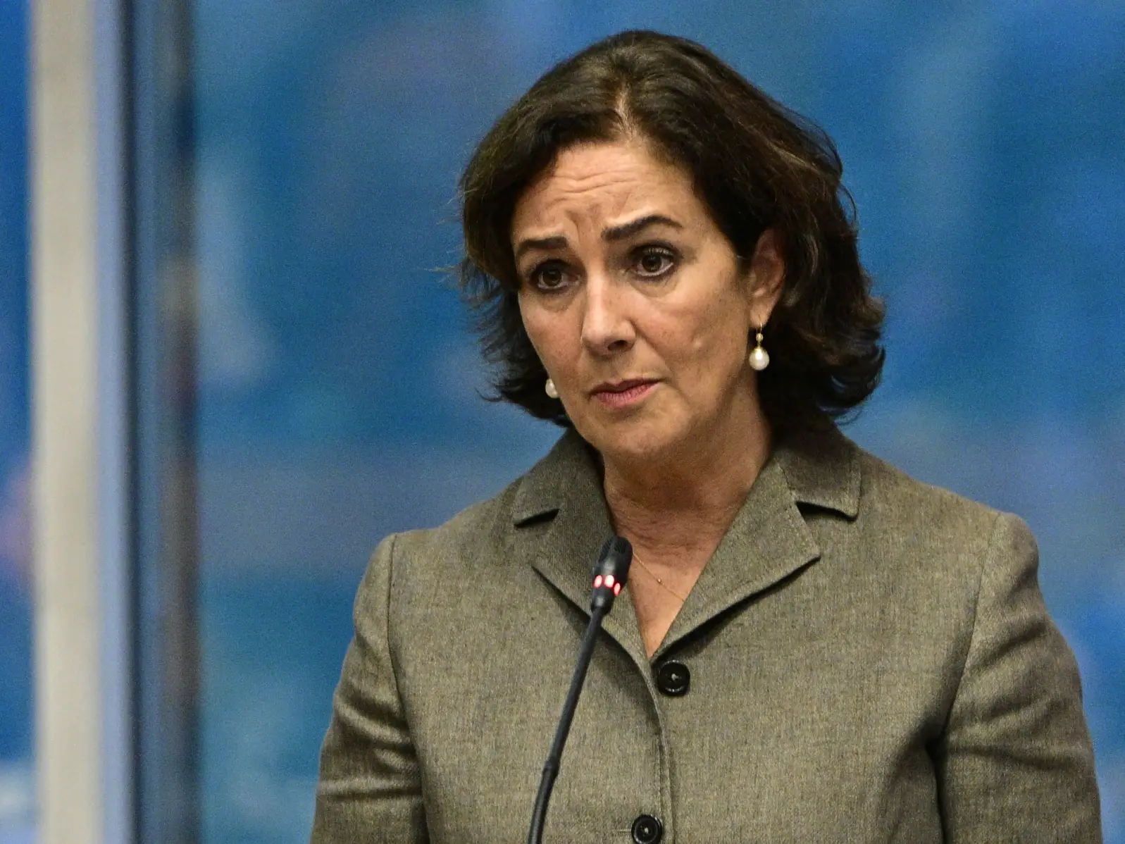 ‘Deliberate attack’: Explosion damages Jewish school in Amsterdam, Mayor condemns ‘cowardly act’ ‘Deliberate attack’: Explosion damages Jewish school in Amsterdam, Mayor condemns ‘cowardly act’