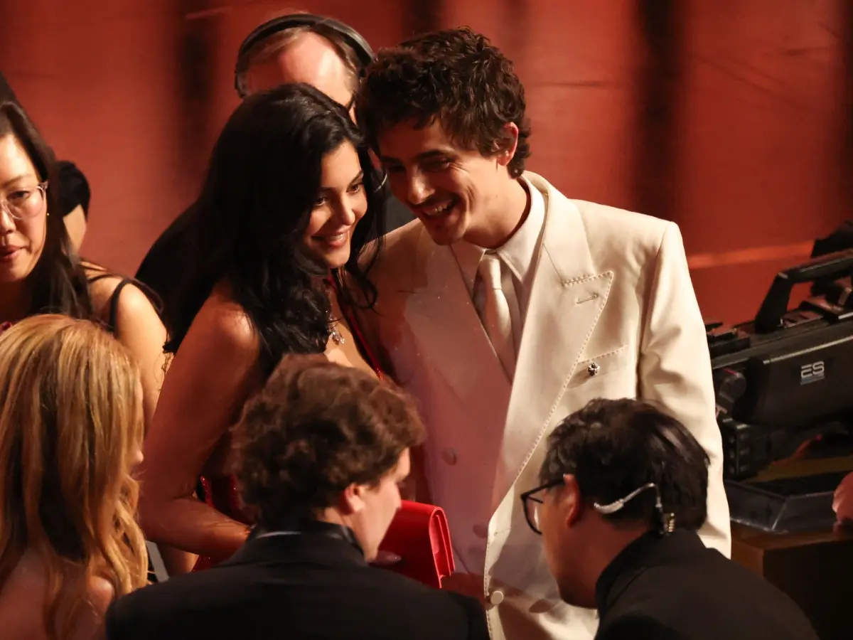 Timothee Chalamet-Kylie Jenner turn Oscars event into a glam date night | See Pics