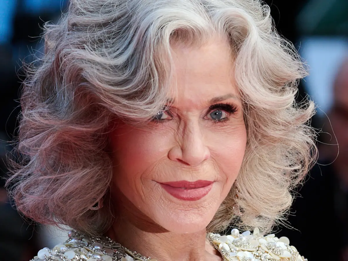 Jane Fonda shades Barbara Streisand over Robert Redford tribute at Oscars 2026: ‘I made four films with him ’ Jane Fonda shades Barbara Streisand over Robert Redford tribute at Oscars 2026: ‘I made four films with him ’