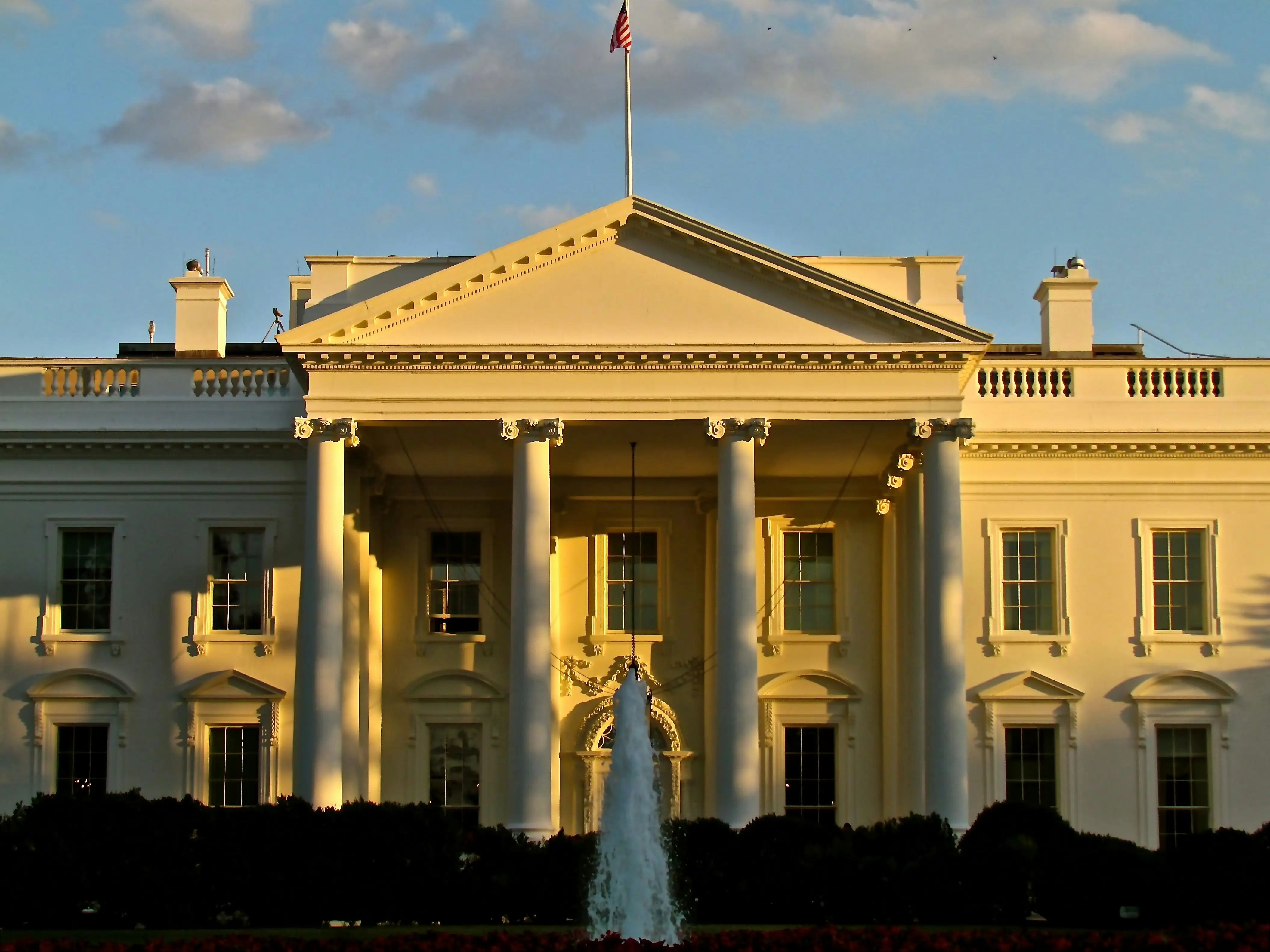 White House columns to go? Nearly 200-year-old structures could soon be chucked