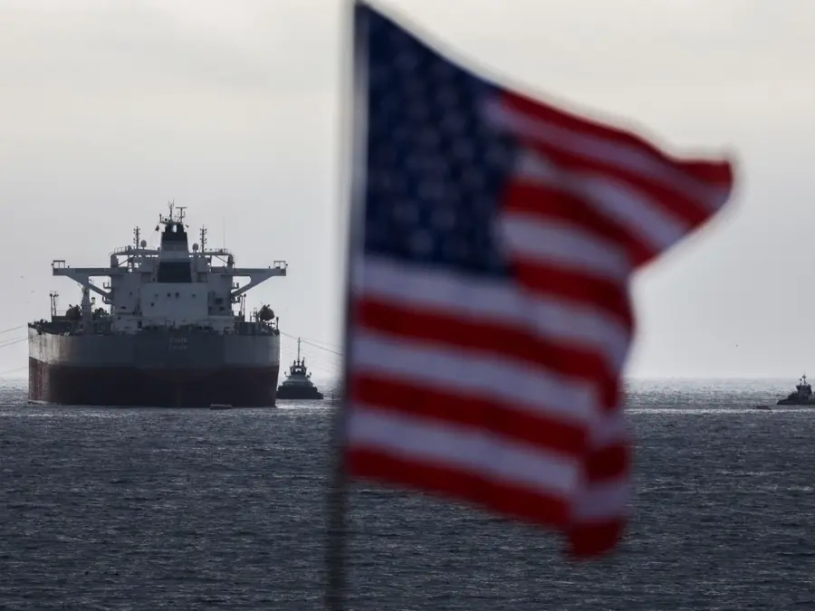 Tears, hugs and homecoming: USS Gerald R Ford returns to US after record 326-day deployment - VIDEO