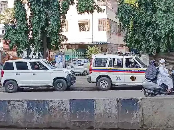 Maharashtra: ATS cracks down on Gulzar-e-Raza Trust, bank accounts frozen Maharashtra: ATS cracks down on Gulzar-e-Raza Trust, bank accounts frozen