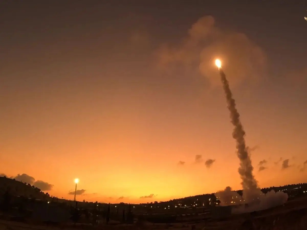 Arrow: exo-atmospheric interception