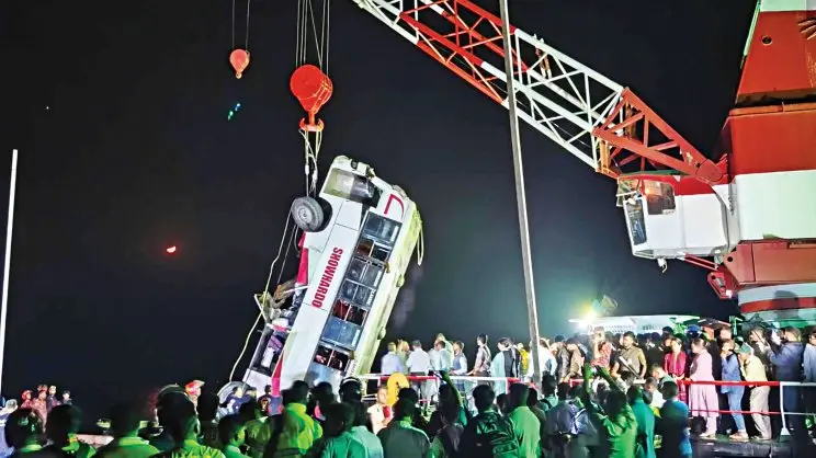 Dozens dead in Bangladesh as Bus full of passenger falls into Padma River while boarding a ferry
