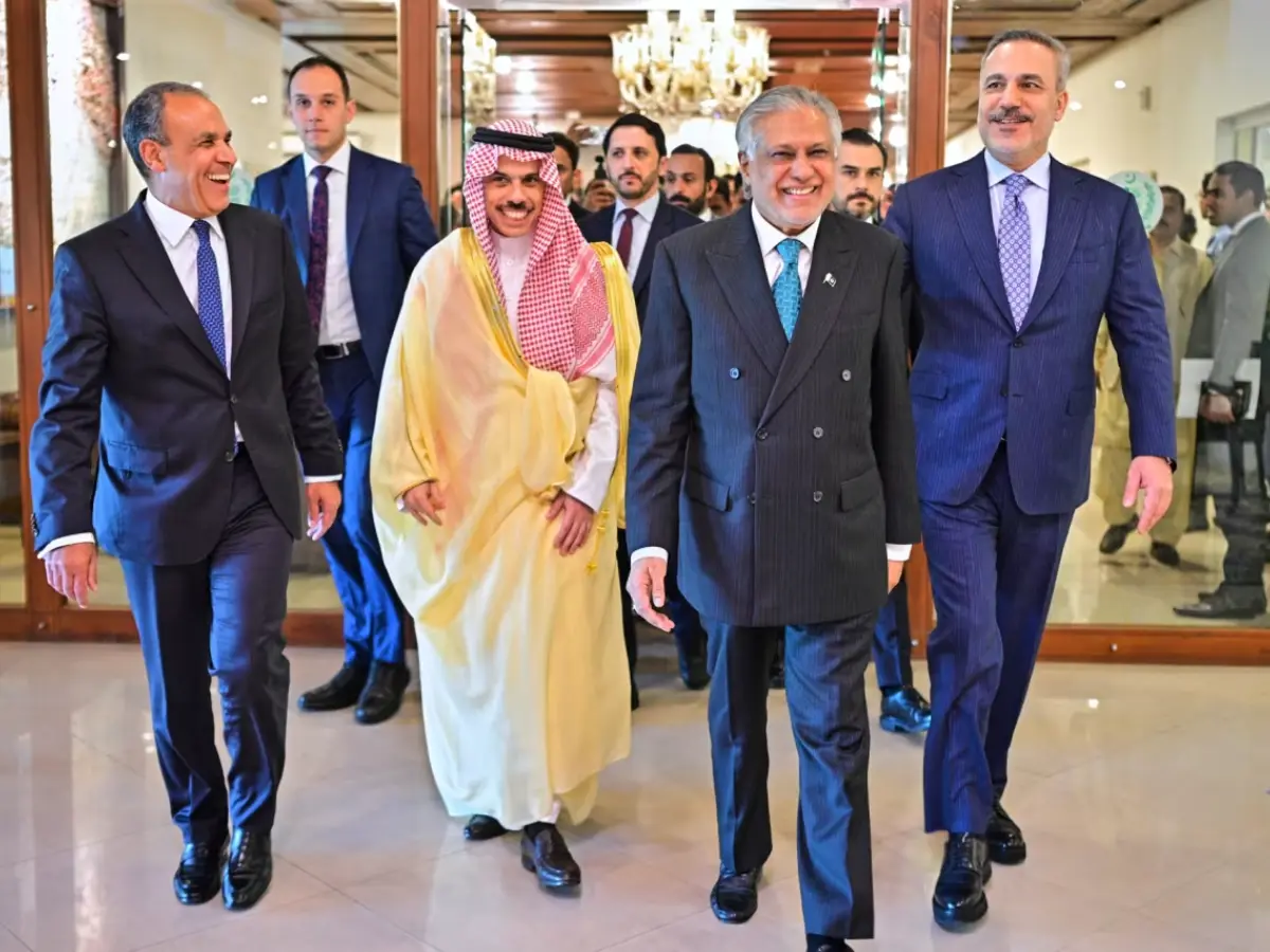 'To host meaningful talks': Pakistan 'honoured' to mediate Iran-US war after Gulf FMs meet, with China’s support 'To host meaningful talks': Pakistan 'honoured' to mediate Iran-US war after Gulf FMs meet, with China’s support