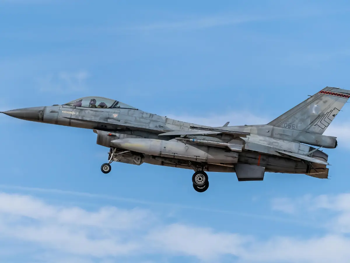 What happened at the Palm Beach Airport on Sunday, hours before Trump was due to fly? What happened at the Palm Beach Airport on Sunday, hours before Trump was due to fly?