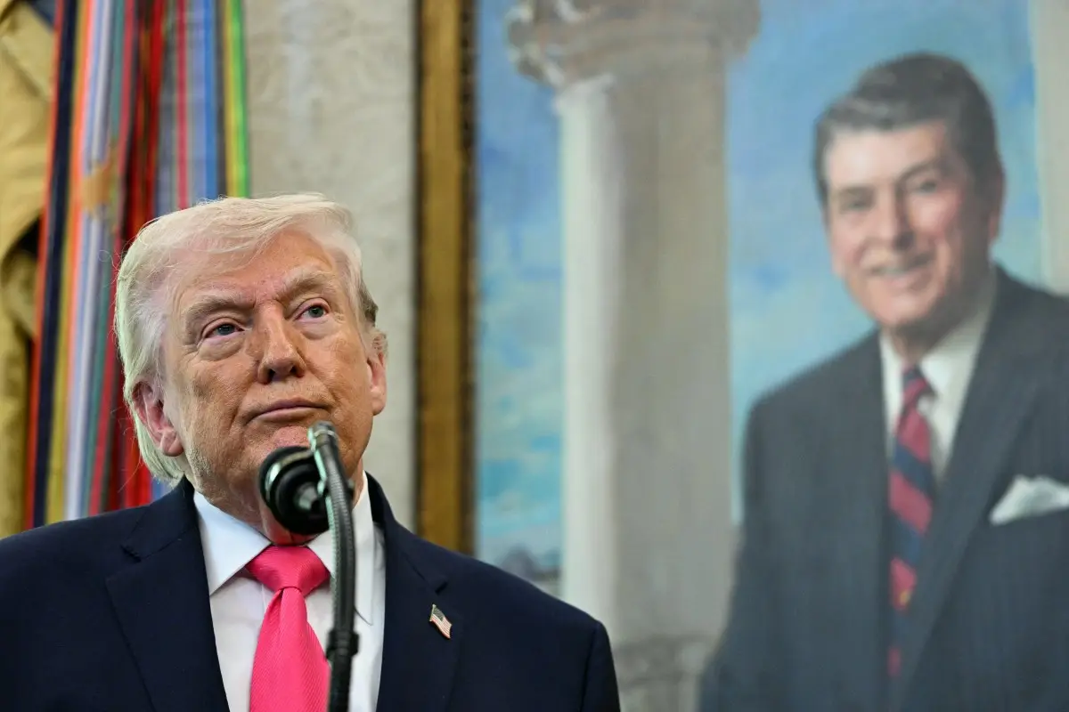 Trump claims Iran cleared 20 ships as a 'sign of respect'; Pakistan says vessels are theirs