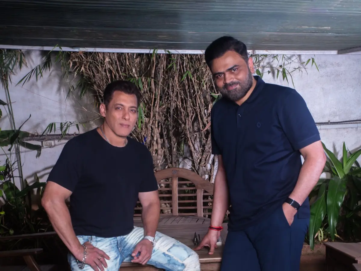 Salman Khan to collaborate with Telugu director Vamshi Paidipally, announces next project- Details inside Salman Khan to collaborate with Telugu director Vamshi Paidipally, announces next project- Details inside