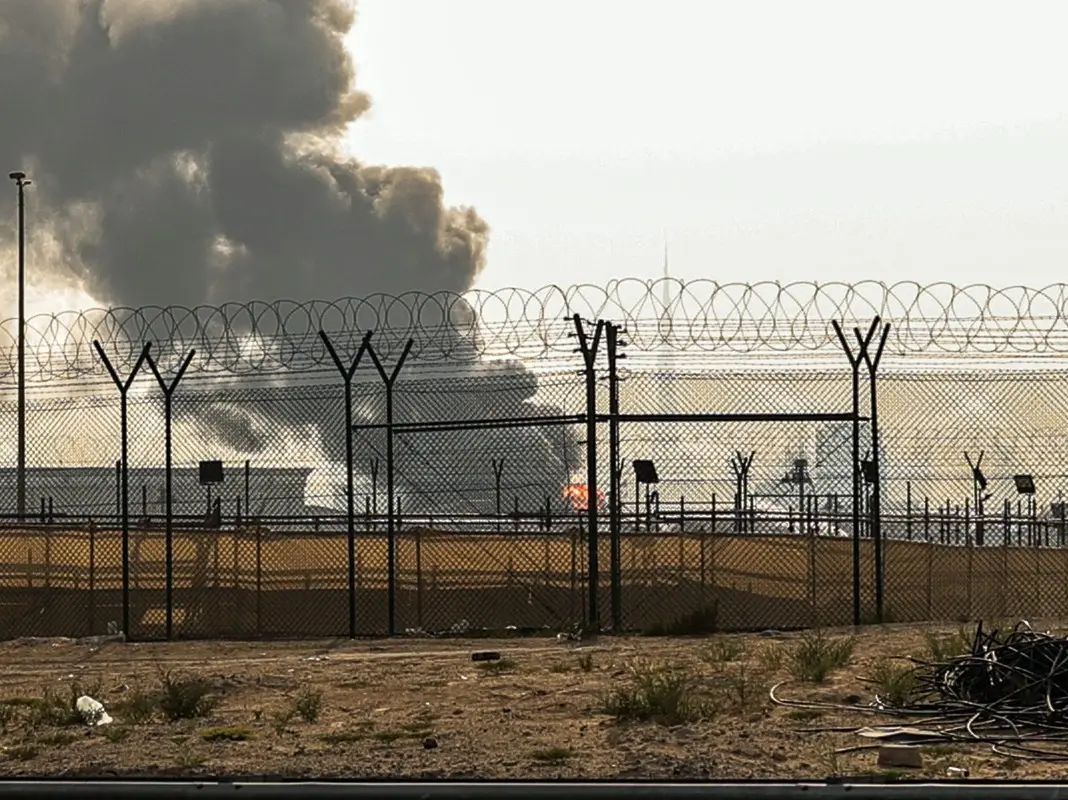 UAE to join Iran war? Report claims Gulf nation to help US, allies force open Strait of Hormuz UAE to join Iran war? Report claims Gulf nation to help US, allies force open Strait of Hormuz