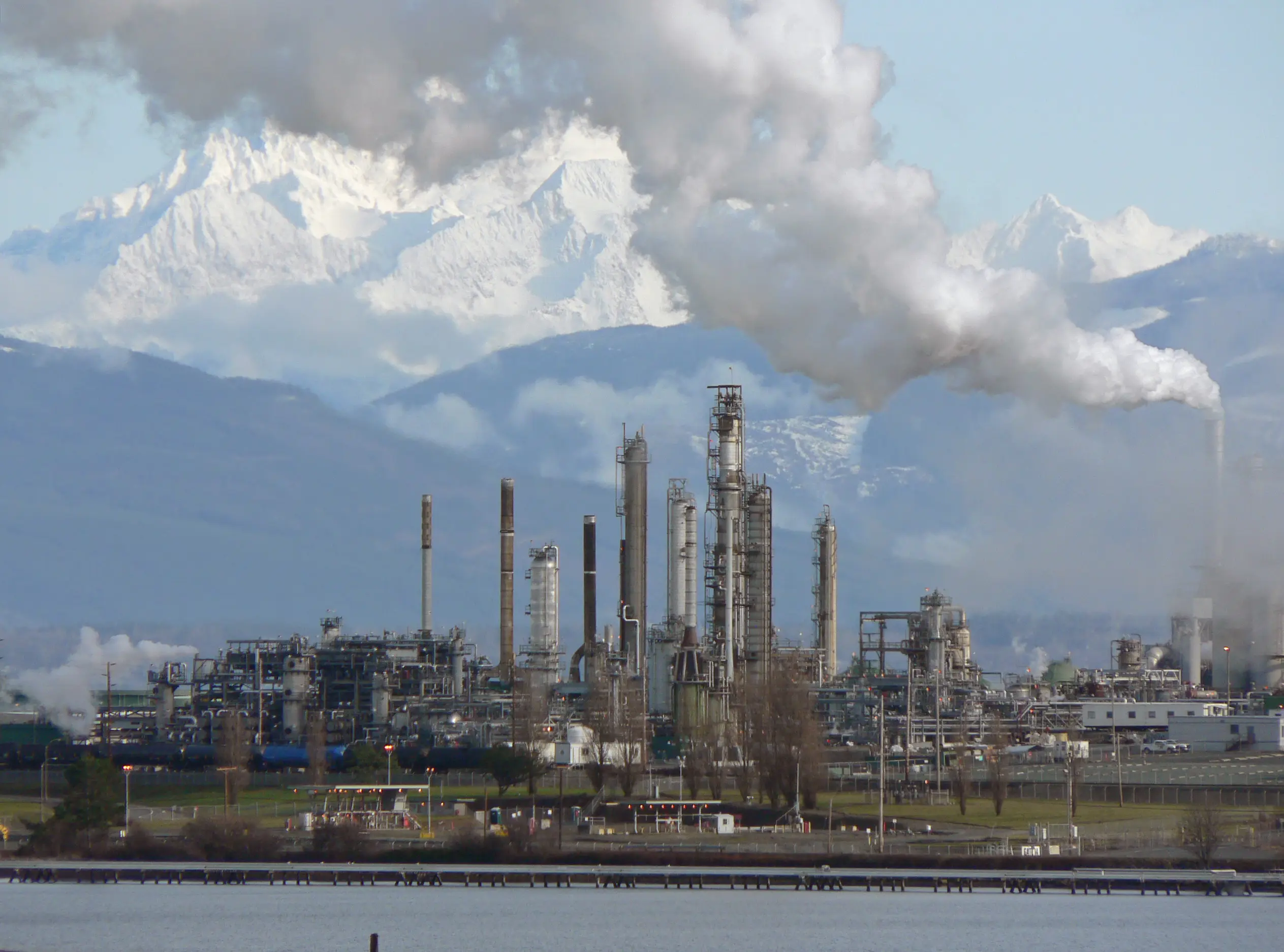The primary refining of crude