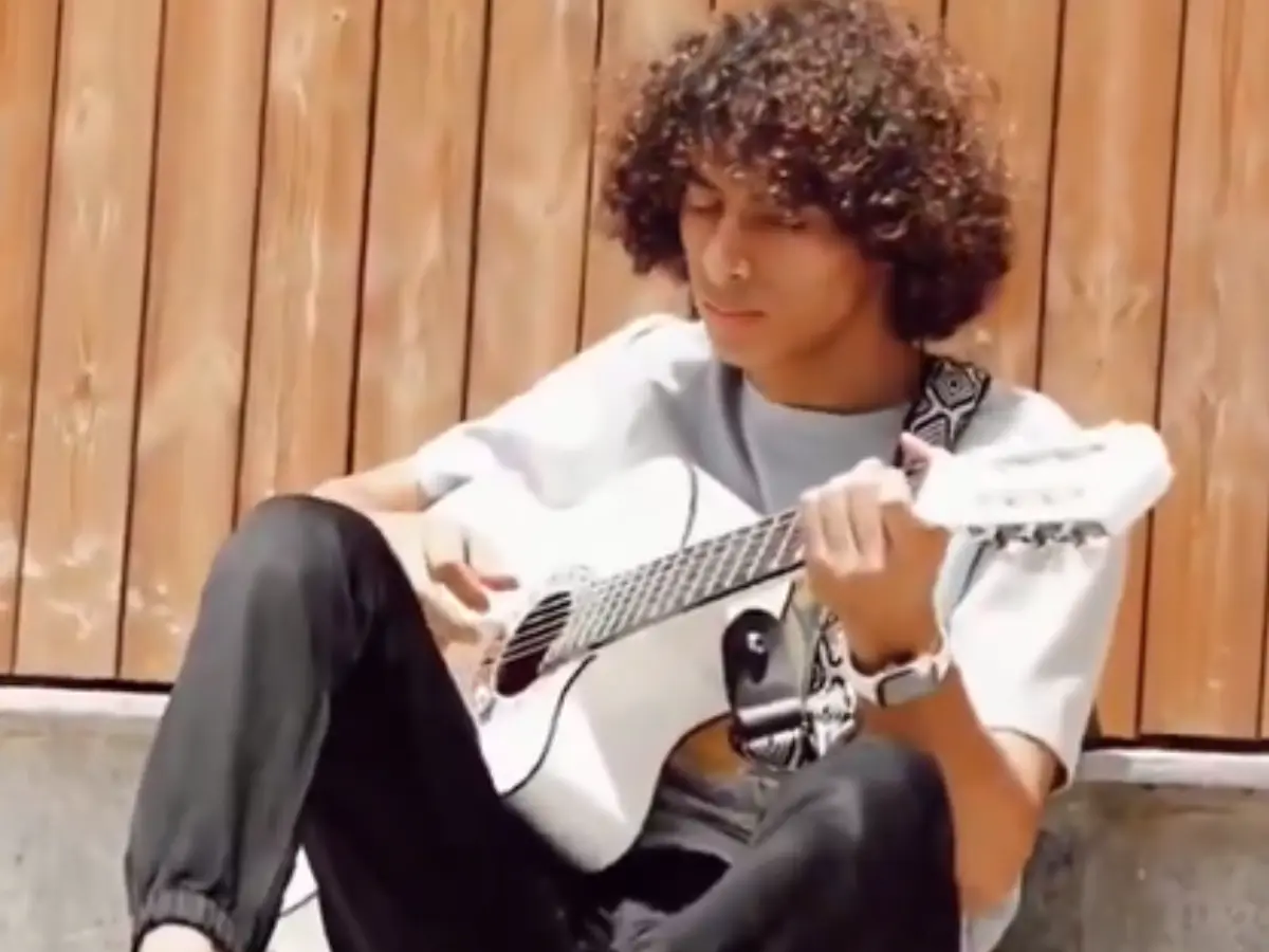 Iran executes 18-year-old musician for waging 'war against God', four more moved to solitary confinement Iran executes 18-year-old musician for waging 'war against God', four more moved to solitary confinement