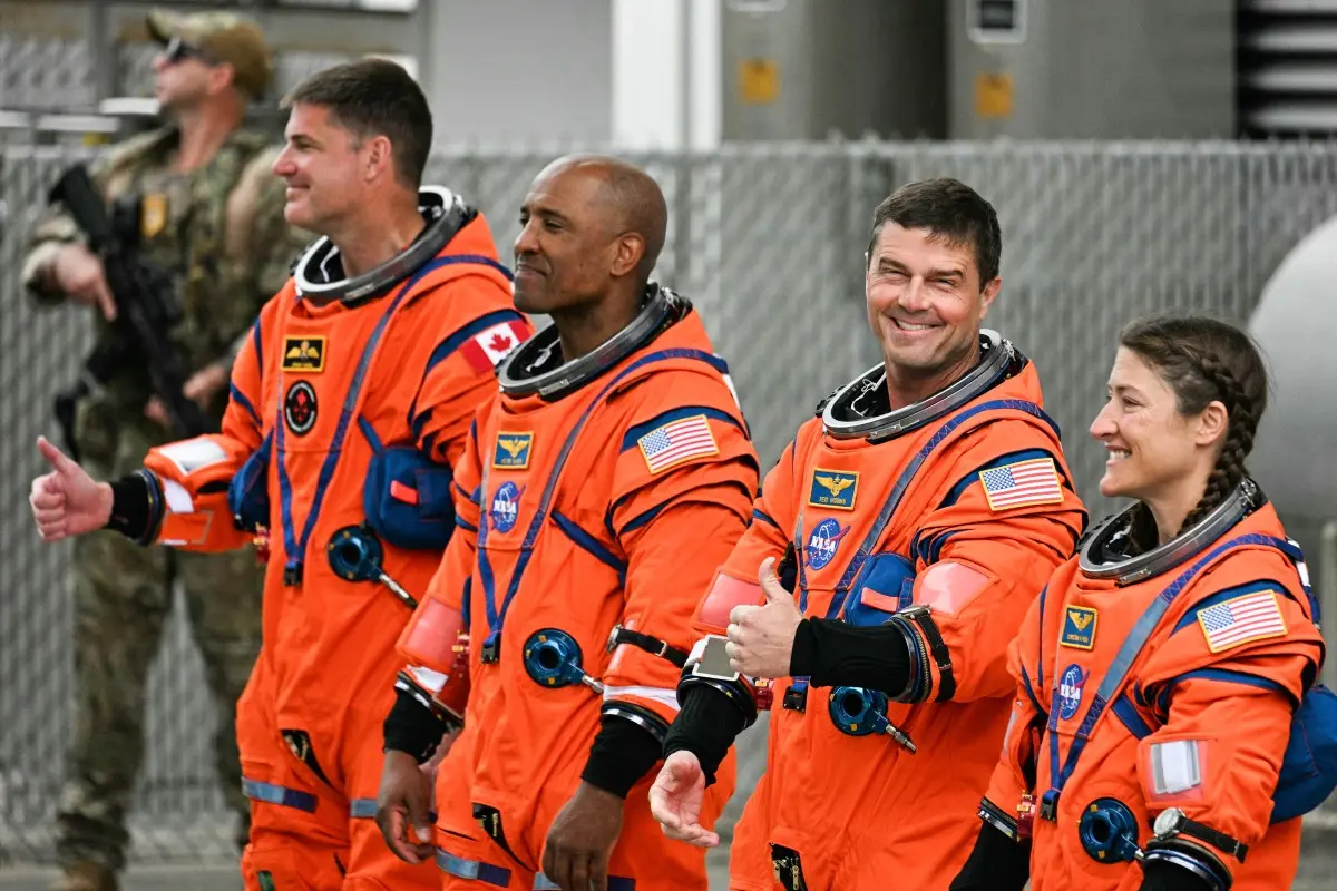 All communication will be lost between Earth and Artemis II crew