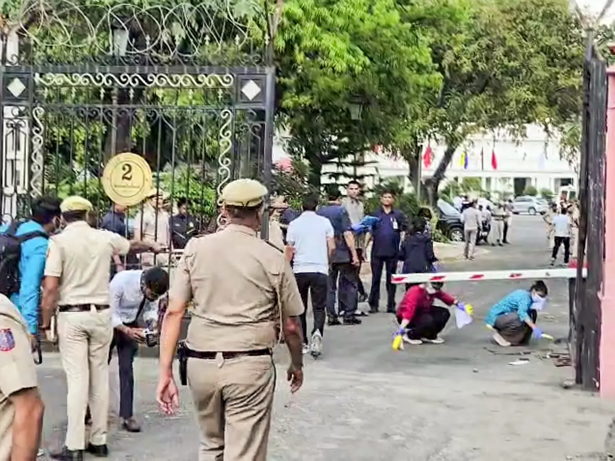 Security breach at Delhi Assembly: Masked man breaks through gate ...