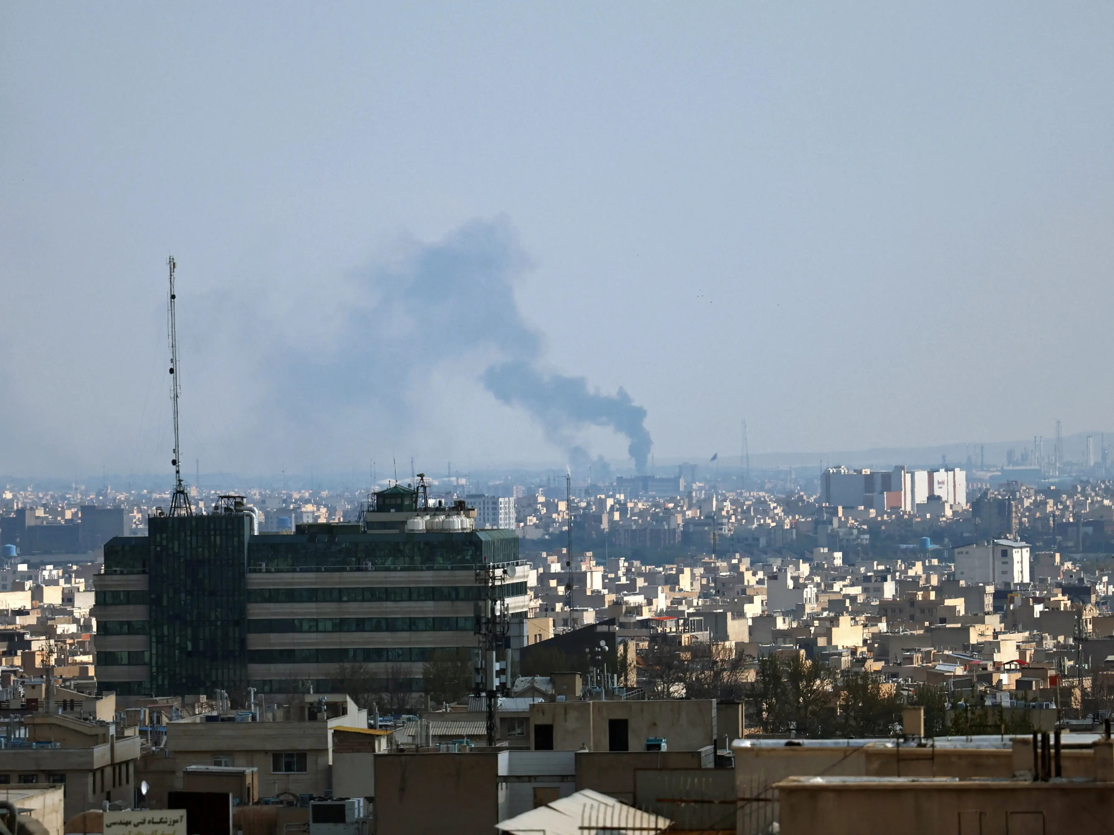 Israel planning major attack? ‘URGENT’ warning in Farsi tells Iranians to avoid trains Israel planning major attack? ‘URGENT’ warning in Farsi tells Iranians to avoid trains