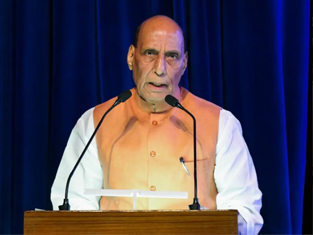 ‘Only God knows...’: Rajnath Singh slams Pakistan’s Khawaja Asif over his Kolkata strike threat, warns Islamabad against repeating ‘past mistakes’ ‘Only God knows...’: Rajnath Singh slams Pakistan’s Khawaja Asif over his Kolkata strike threat, warns Islamabad against repeating ‘past mistakes’