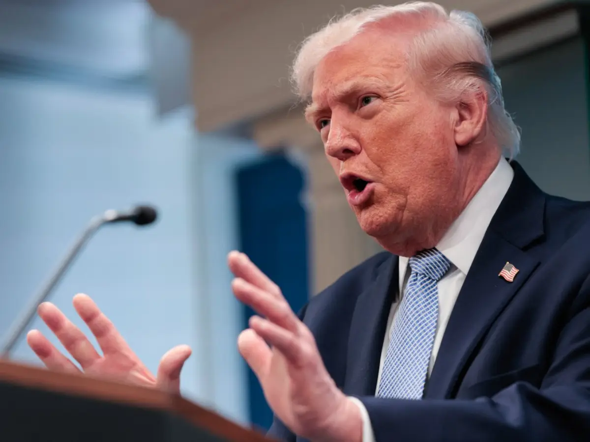 '8PM': Trump mentions heavy strikes against Iran if deal not reached