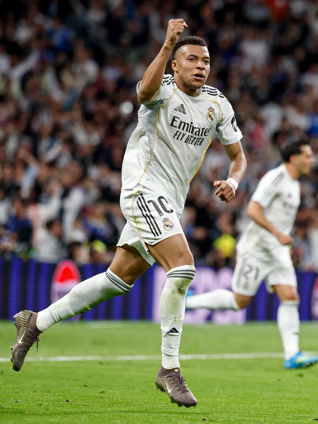 Champions League | Arsenal vs Sporting & Bayern Munich vs Real Madrid - check full result