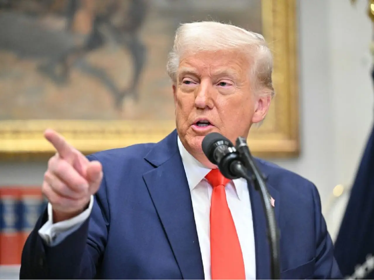 Trump says ‘clearing’ Hormuz of mines, CENTCOM confirms; Iran claims US warship made U-turn after warning Trump says ‘clearing’ Hormuz of mines, CENTCOM confirms; Iran claims US warship made U-turn after warning