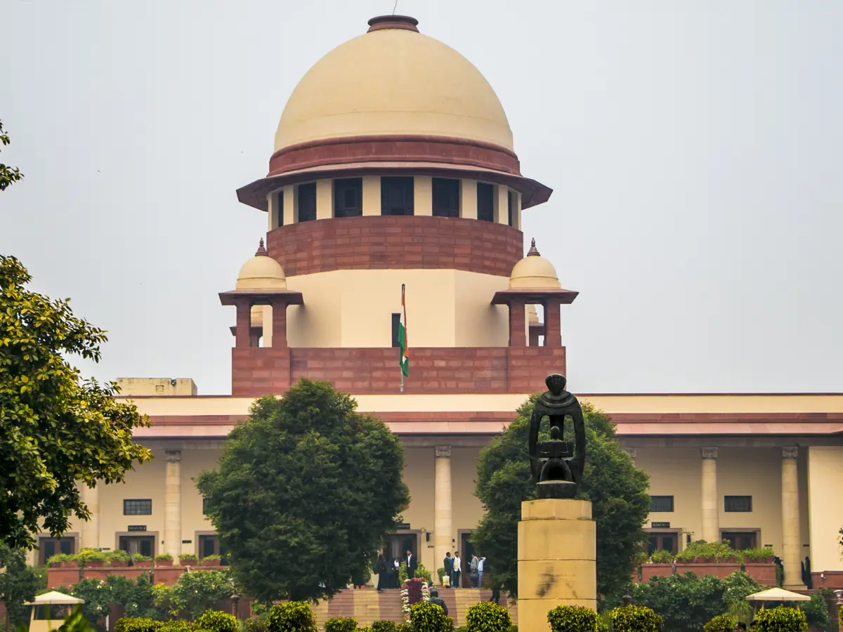 Supreme Court backs 'right to vote in the country where you are born,' says it's a 'sentimental' right Supreme Court backs 'right to vote in the country where you are born,' says it's a 'sentimental' right