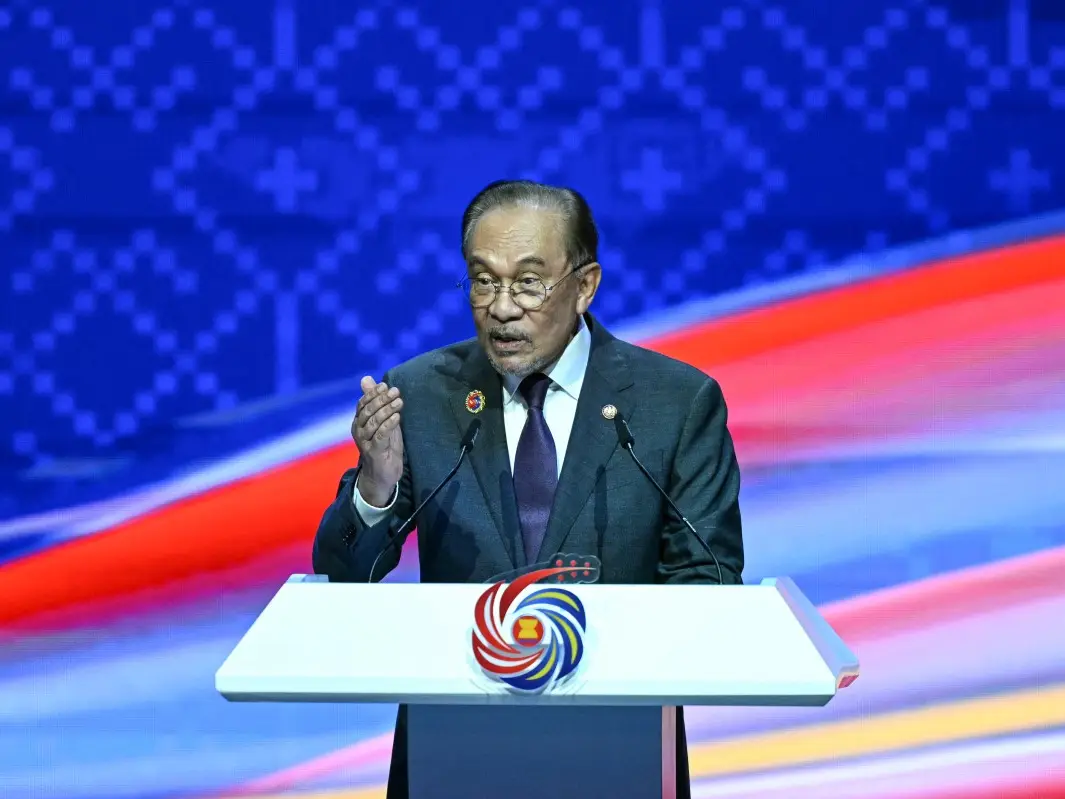 'Sought our assistance': Gulf nations engaging with Iran via Malaysia? PM Anwar make BIG claims, backs Pope amid feud with Trump 'Sought our assistance': Gulf nations engaging with Iran via Malaysia? PM Anwar make BIG claims, backs Pope amid feud with Trump